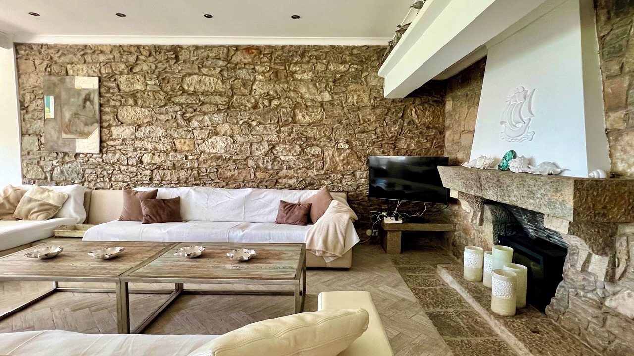 Photo of Livingroom in Colares
