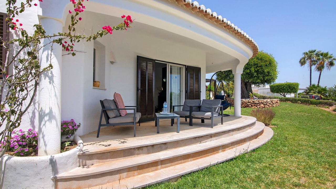 Photo of Patio Balcony in Alpouvar