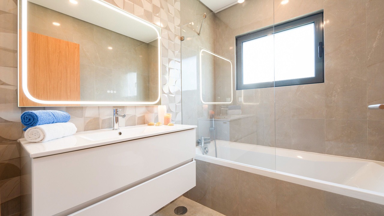 Photo of Bathroom in Montechoro