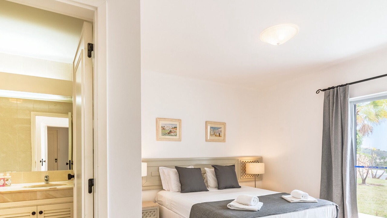 Photo of Bedroom in Alpouvar