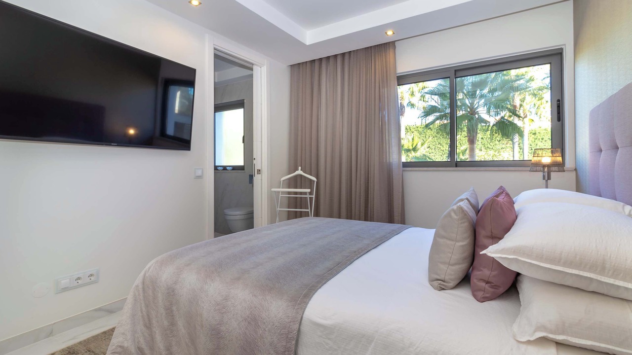 Photo of Bedroom in Ferragudo