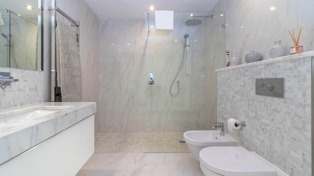 Photo of Bathroom in Ferragudo