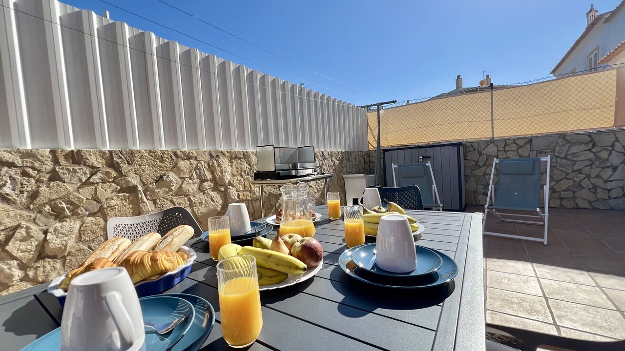 Photo of Outdoor in Pera