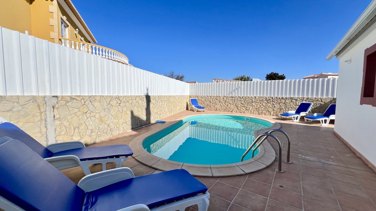 Photo of Outdoor in Pera