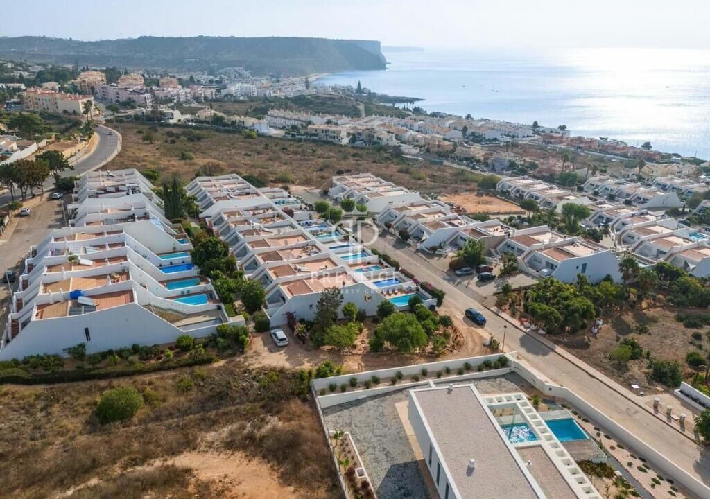 Photo of Outdoor in Luz