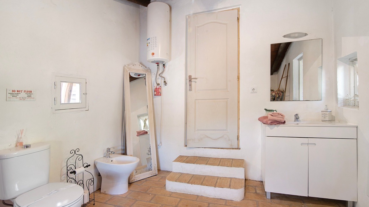 Photo of Bathroom in Loule