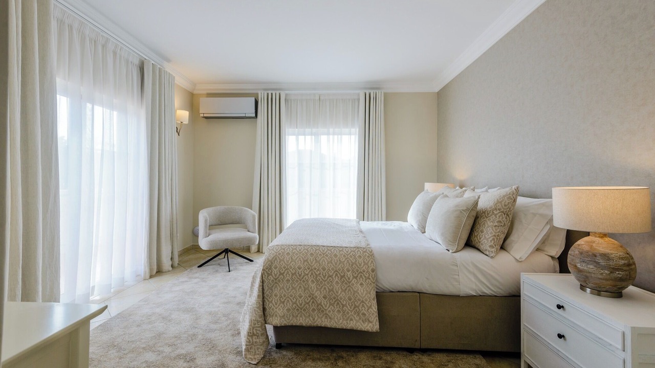 Photo of Bedroom in Vale do Garrao