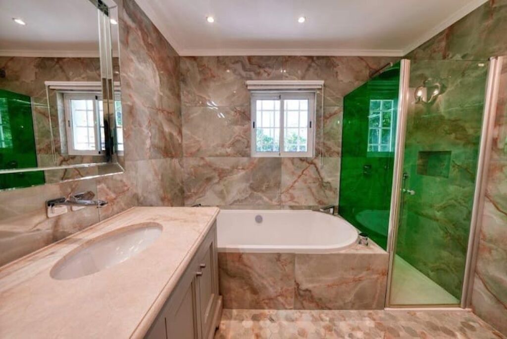 Photo of Bathroom in Loule