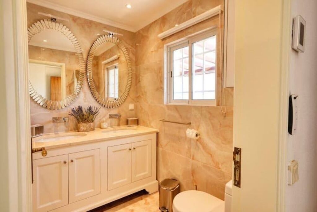 Photo of Bathroom in Loule