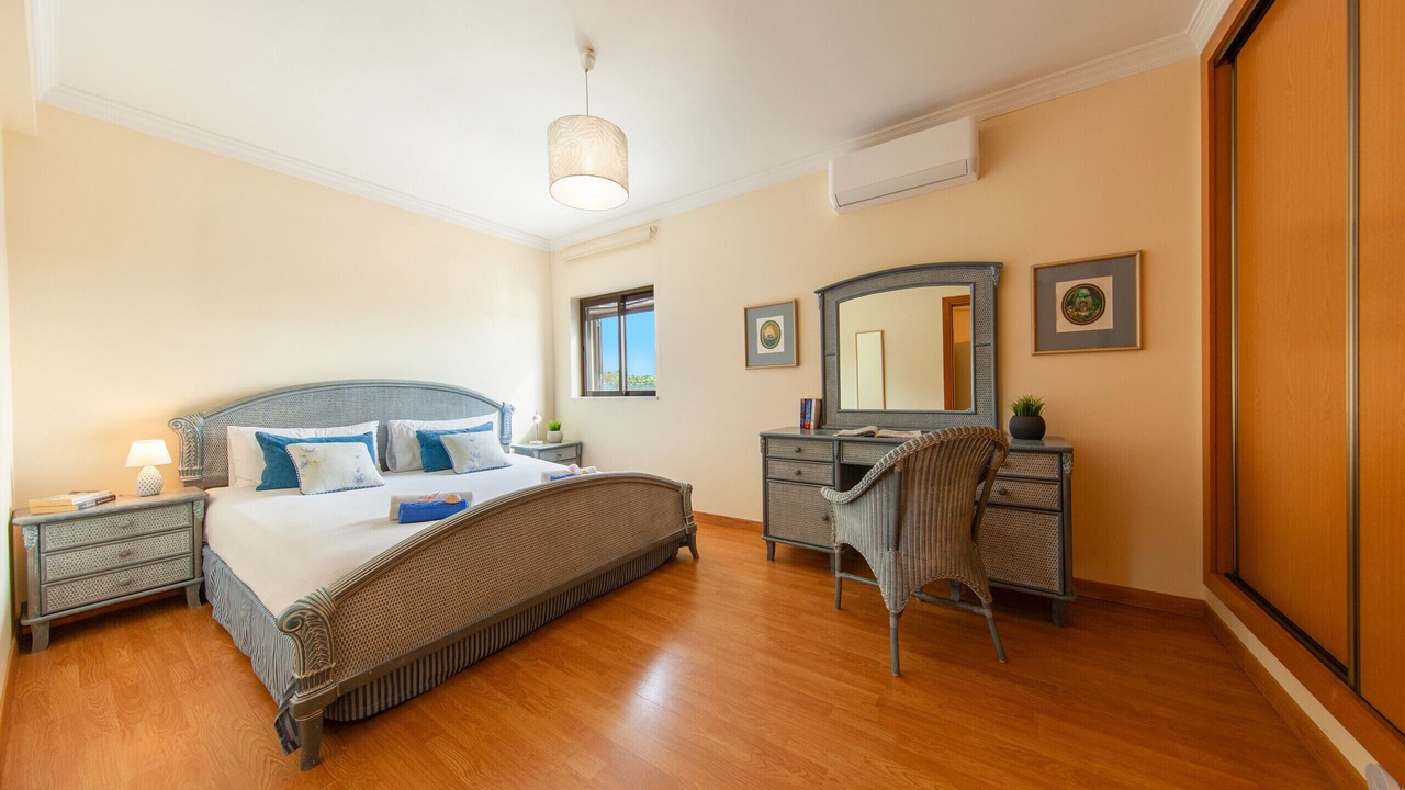Photo of Bedroom in Albufeira