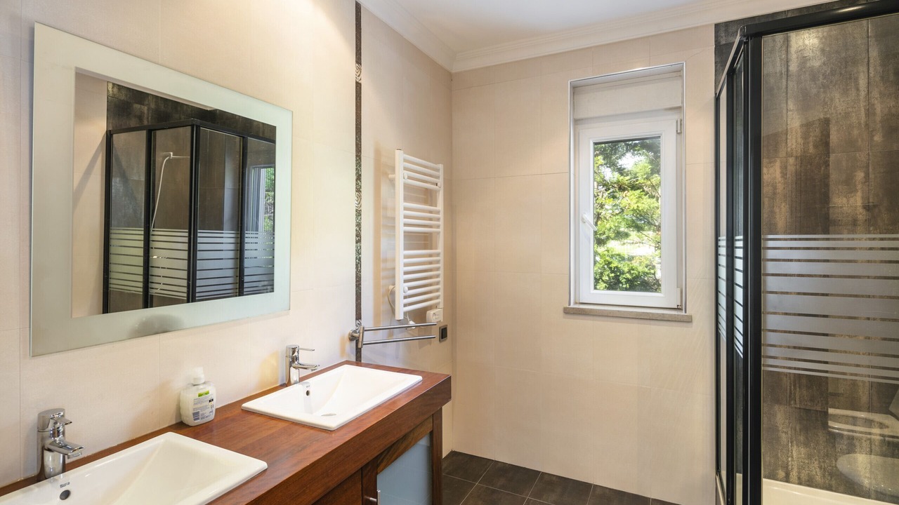 Photo of Bathroom in Alporchinhos