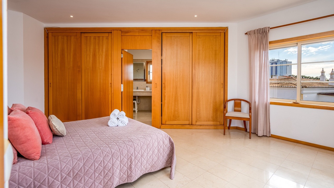 Photo of Bedroom in Alvor
