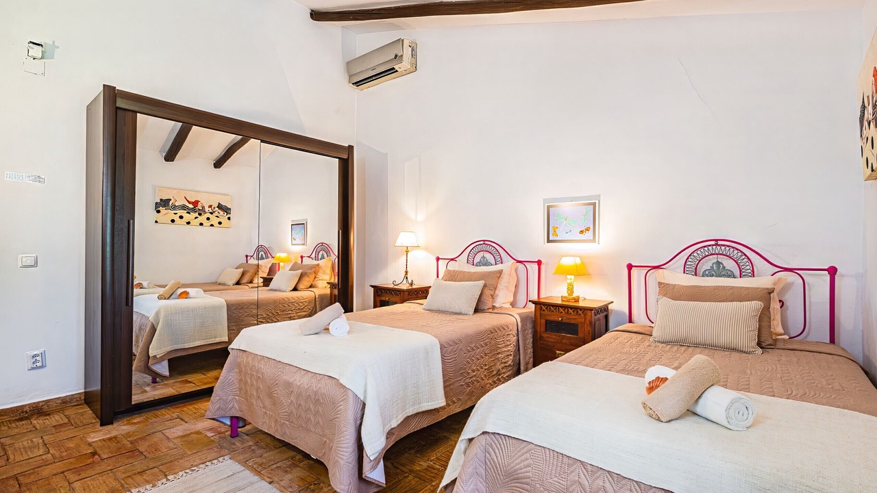 Photo of Bedroom in Guia
