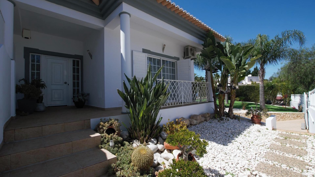 Photo of Outdoor in Guia
