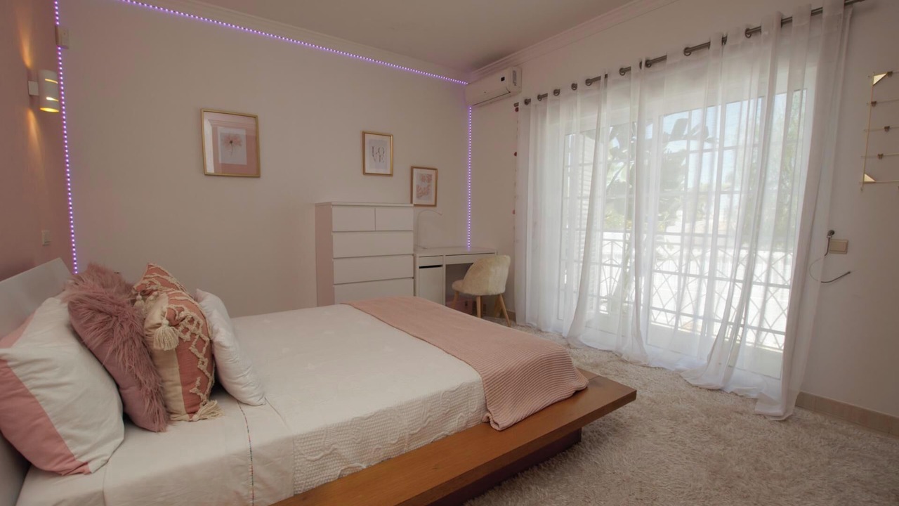Photo of Bedroom in Guia