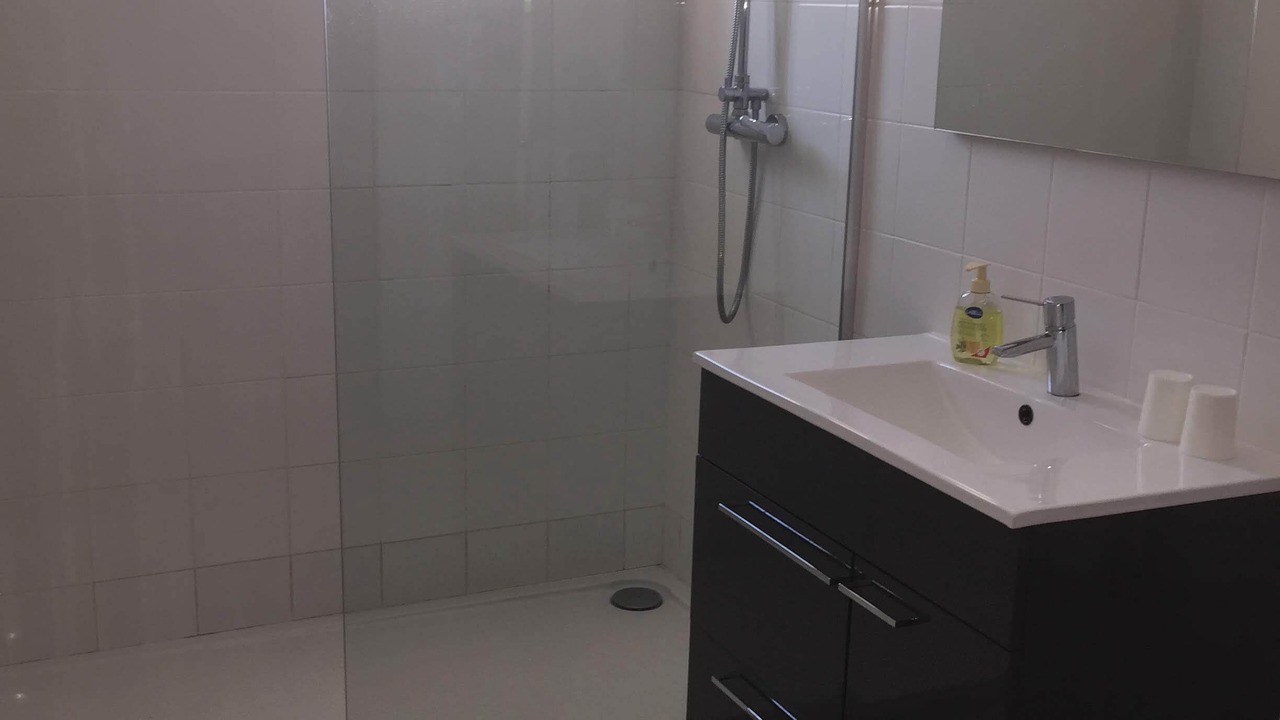 Photo of Bathroom in Lagoa e Carvoeiro