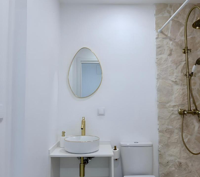 Photo of Bathroom in Santo Estevao