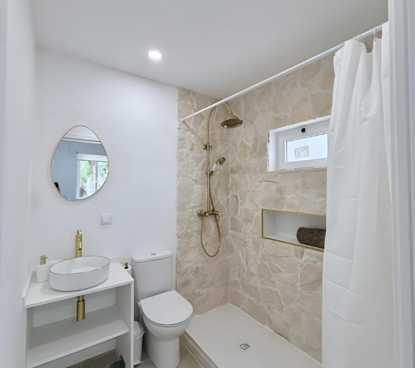 Photo of Bathroom in Santo Estevao