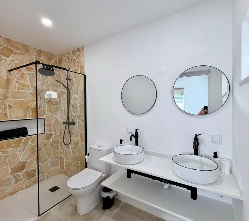 Photo of Bathroom in Santo Estevao