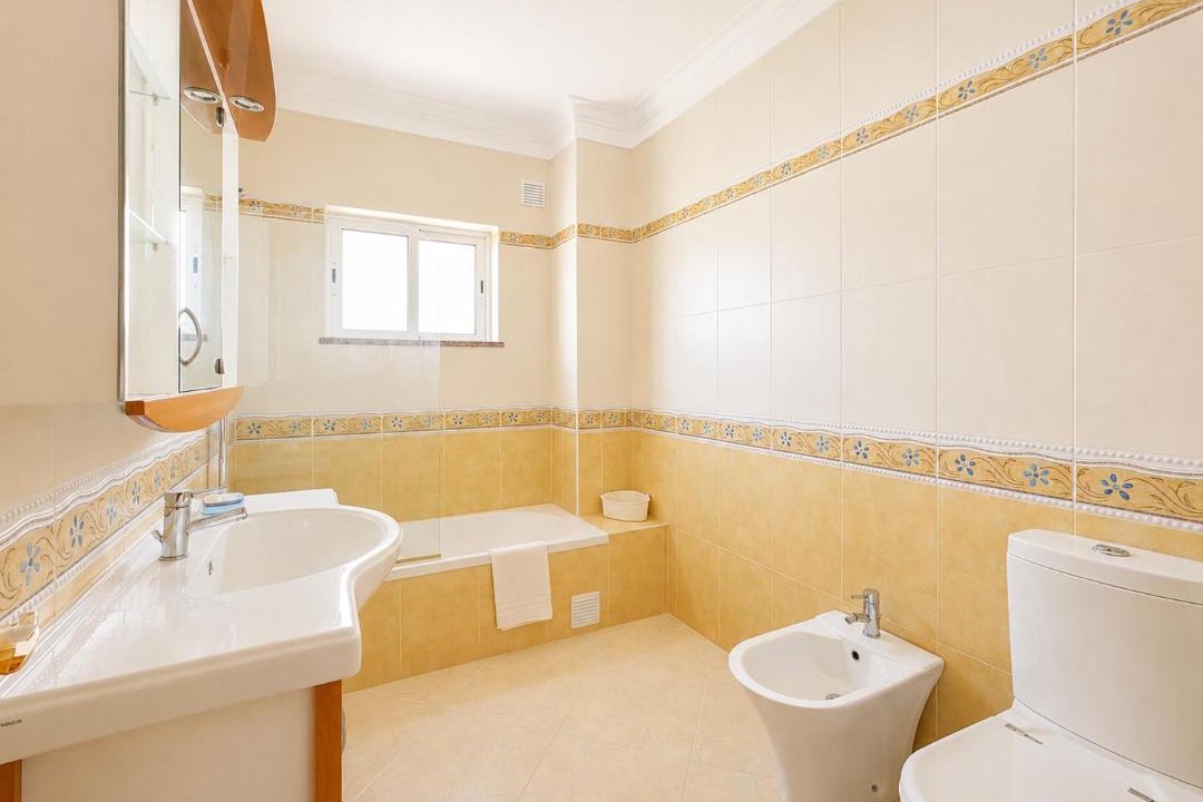 Photo of Bathroom in Ferragudo