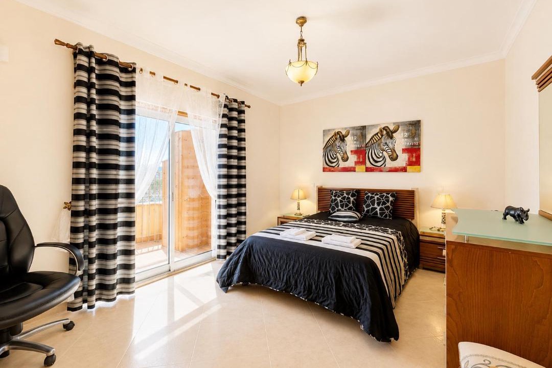 Photo of Bedroom in Ferragudo