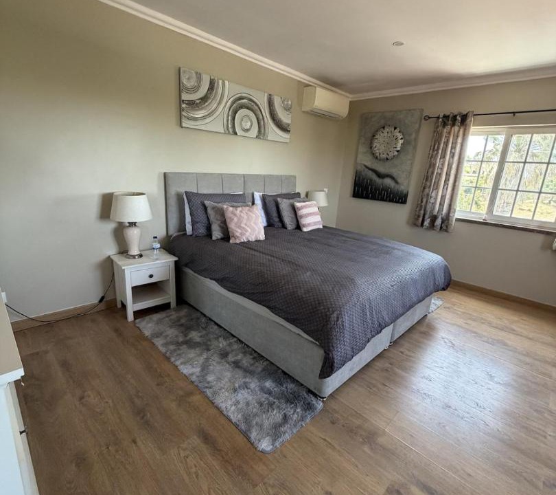 Photo of Bedroom in Porches
