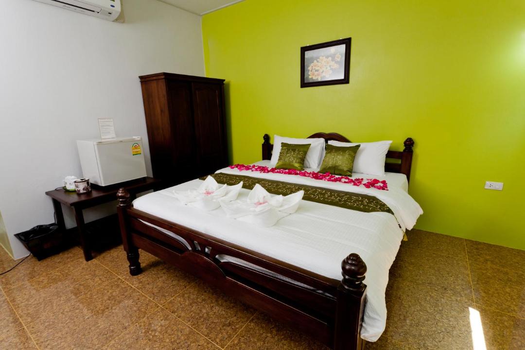 Photo of Bedroom in Khuekkhak