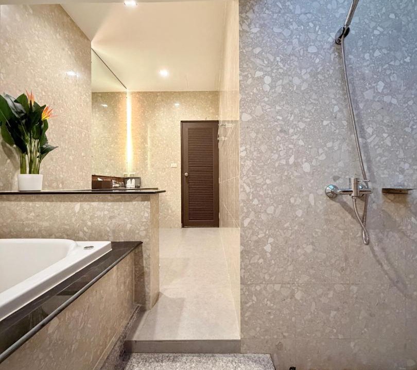 Photo of Bathroom in Pa Klok