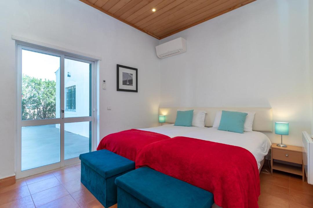 Photo of Bedroom in Lagoa e Carvoeiro
