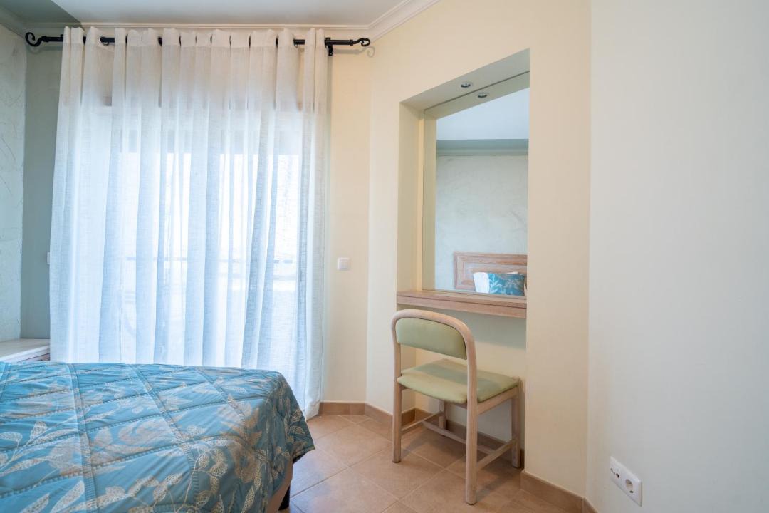 Photo of Bedroom in Alpouvar