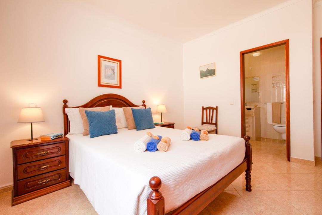 Photo of Bedroom in Lagoa e Carvoeiro