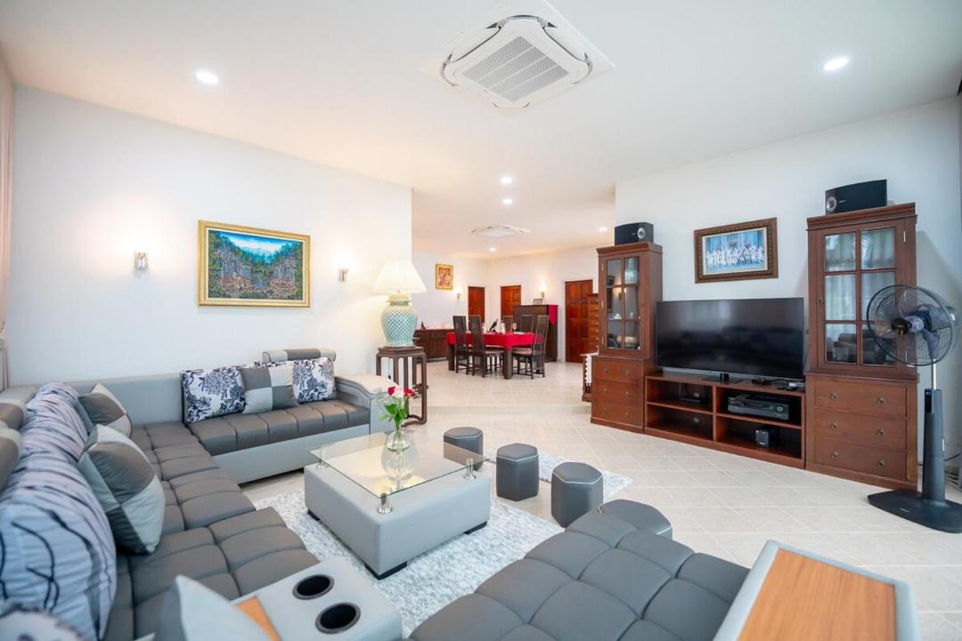 Photo of Livingroom in Khuekkhak