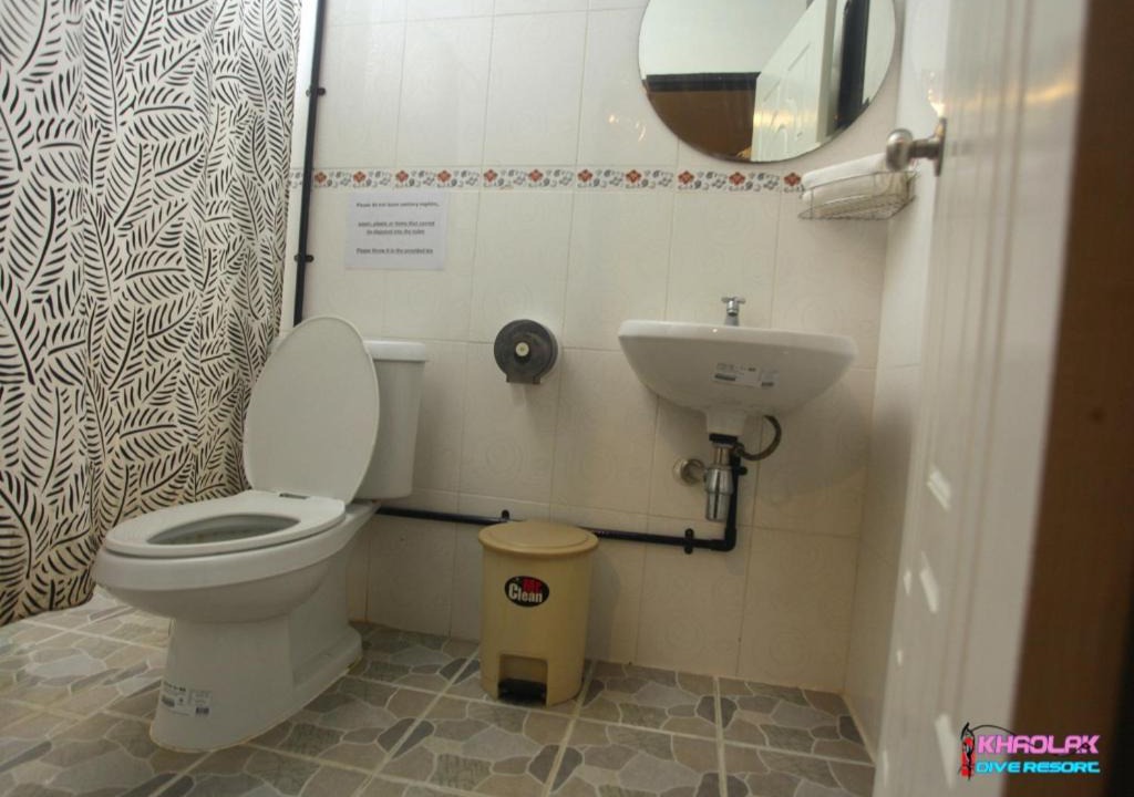 Photo of Bathroom in Khuekkhak