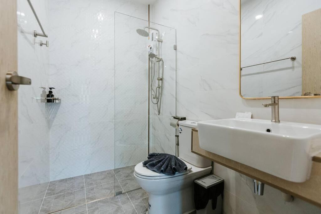 Photo of Bathroom in Khuekkhak