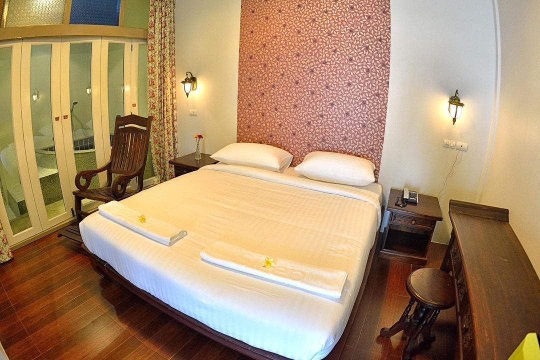 Photo of Bedroom in Makham Tia