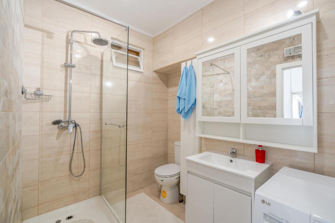 Photo of Bathroom in Portimao City Centre