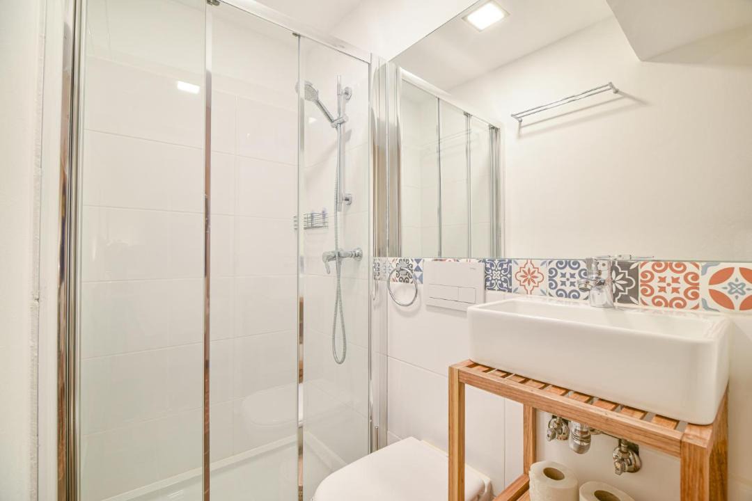 Photo of Bathroom in Peneco Beach