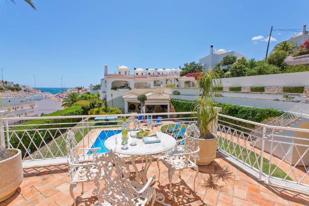 Photo of Patio Balcony in Mato Serrao