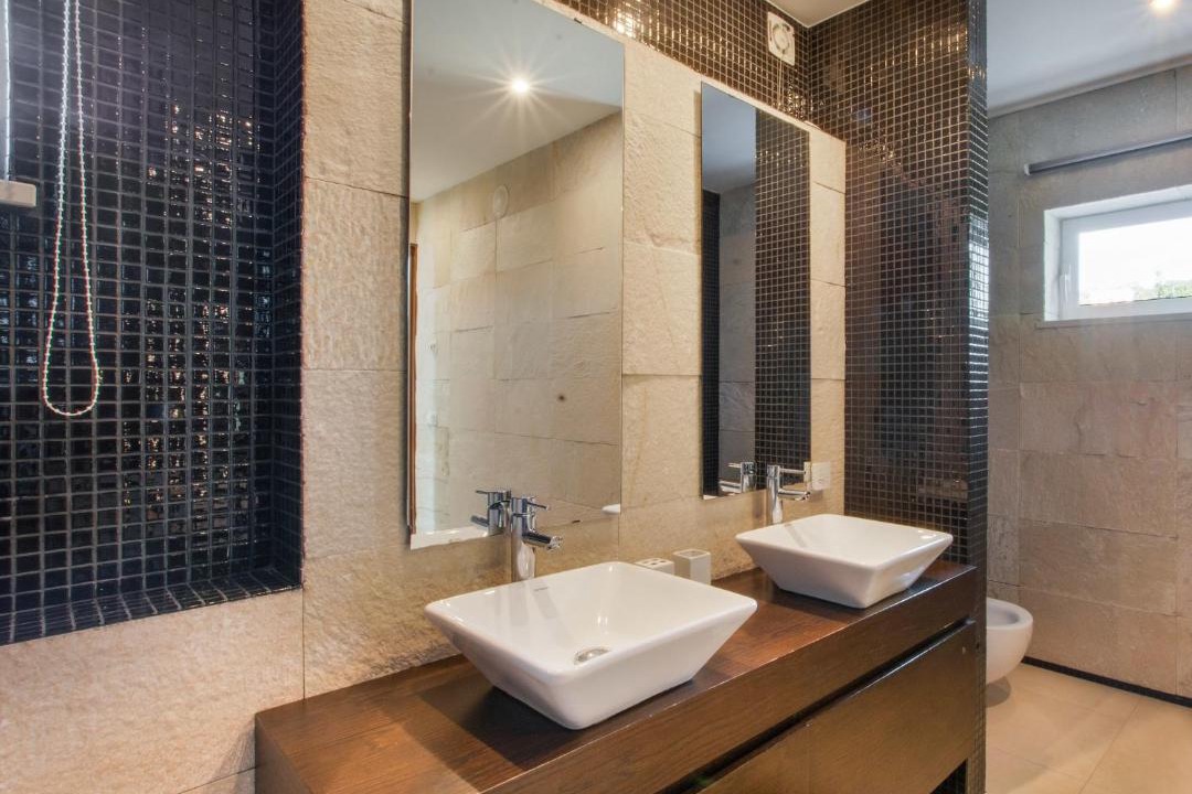Photo of Bathroom in Vale do Telheiro