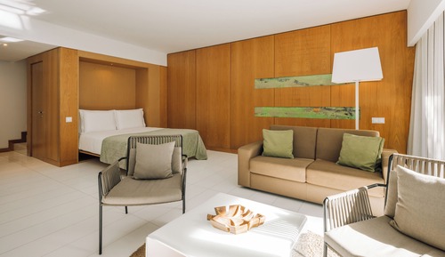 Duplex Deluxe Suite - Garden View