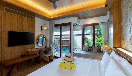 Studio Pool Villa King bed