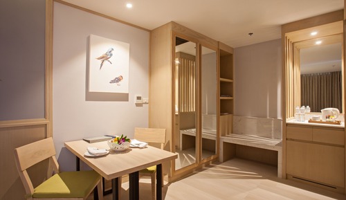 Family Room, 1 King Bed