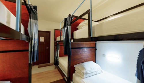 Bed in 6-bed mixed dormitory room
