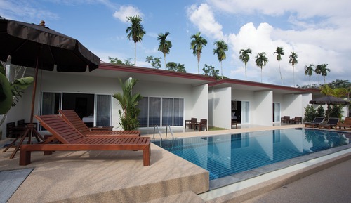 Deluxe Room, Pool View