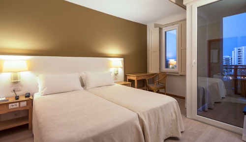 Family Suite, 2 Bedrooms, Balcony (2 adults & 2 children)