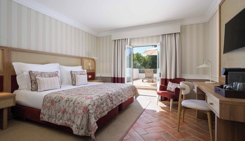 Classic Room, Balcony, Garden View