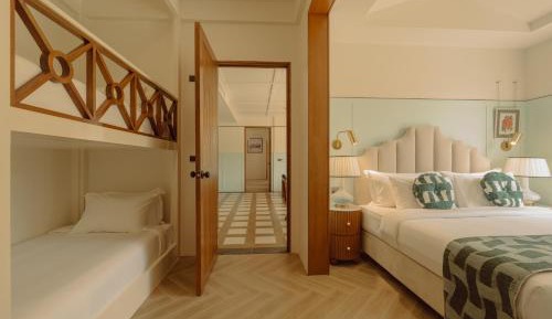 Sol Two-bedroom Lagoon Suite Villa (Up to 8 Guests) (Free Drop-off Airport Transfer)
