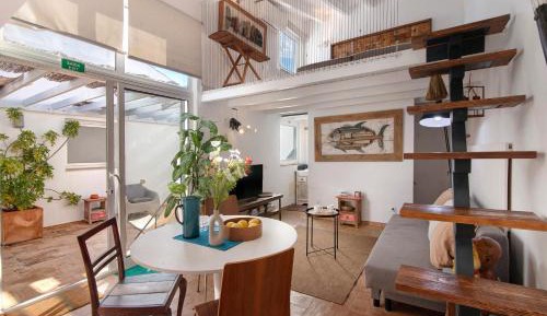 Studio Apartment with Sea View