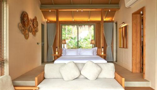 Deluxe Villa with Ocean View