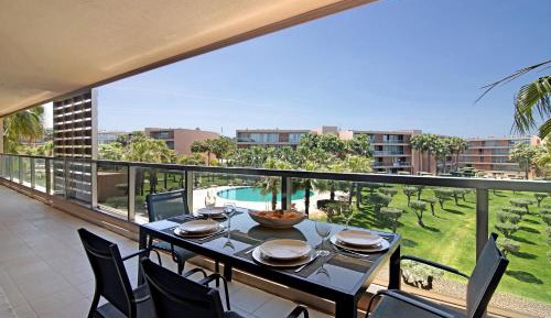 Three-Bedroom Premium Apartment with Balcony
